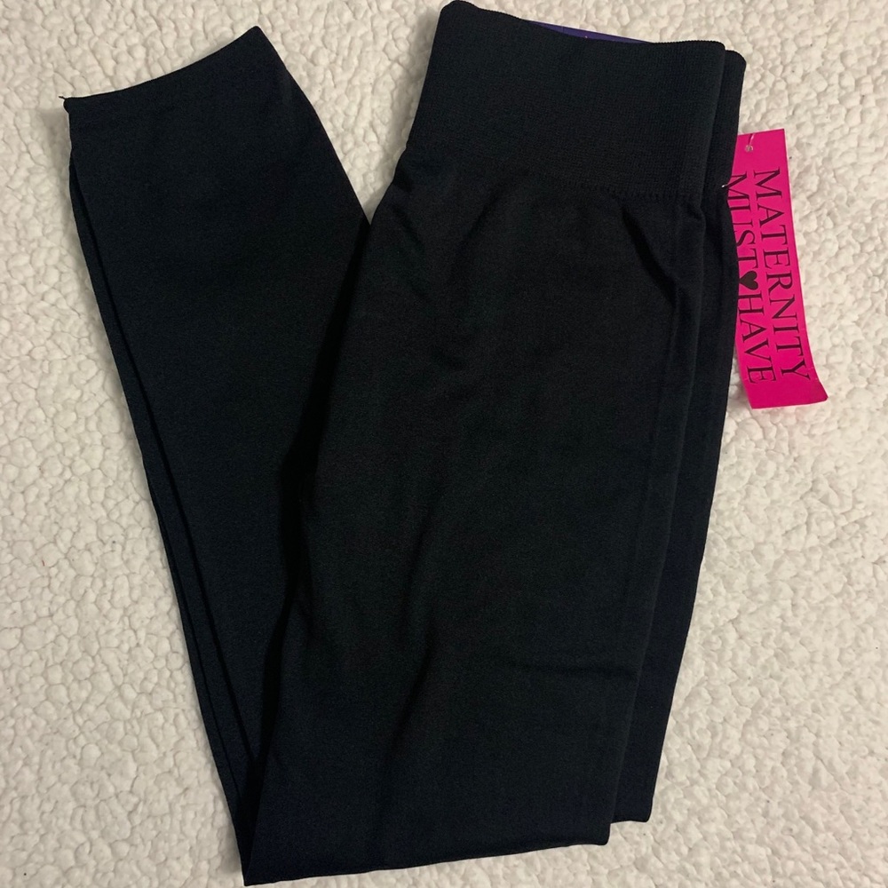 Black leggings